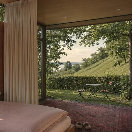 Haus Am Felsen, Ferien In Vorarlberger Architektur *